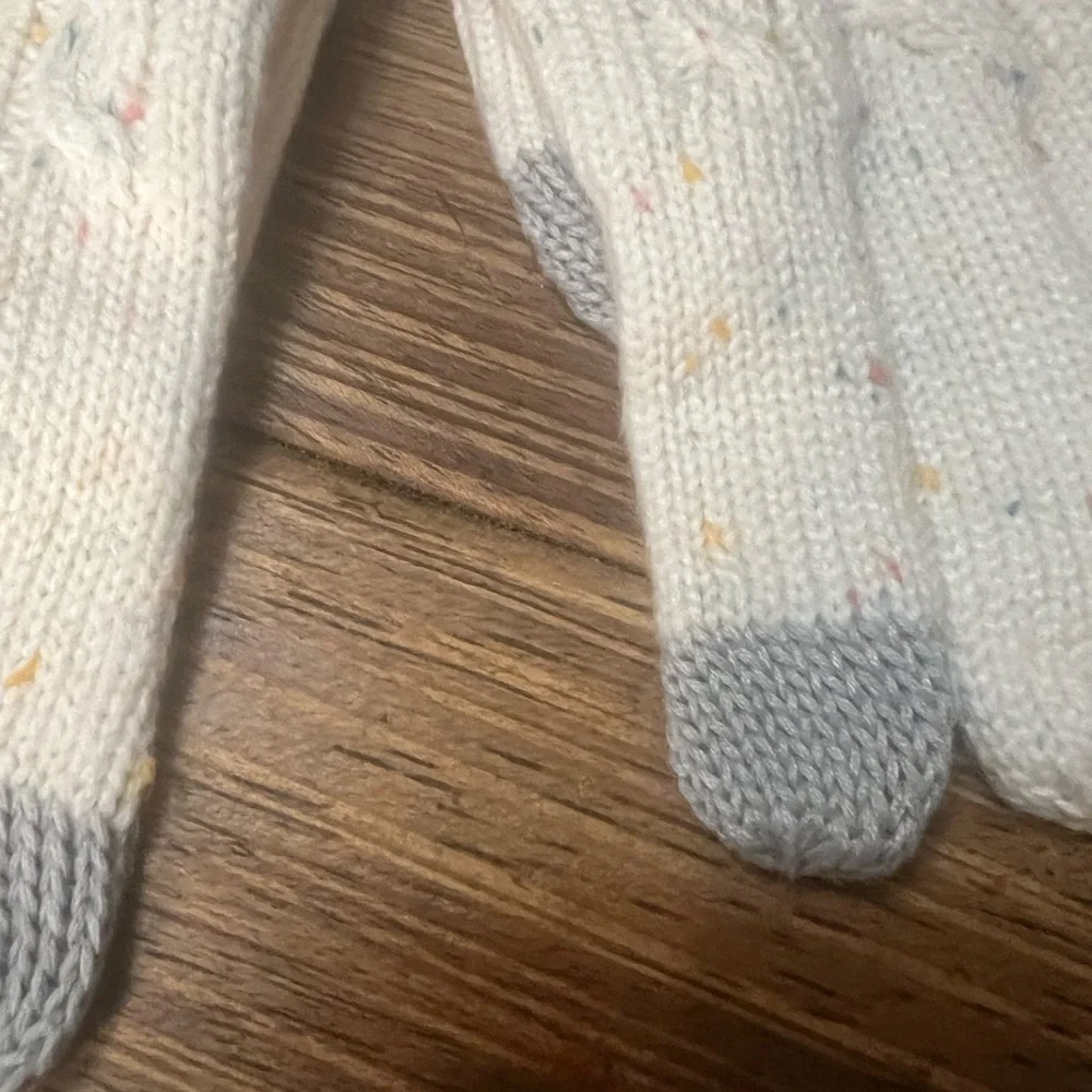 🆕Talbots Classic Cable Knit Techy Gloves Ivory Rainbow Sprinkles NWT::Holidays:
